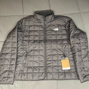 L NWT The North Face Junction Puffer Jacket